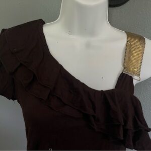 Short sleeve top. One size off shoulder